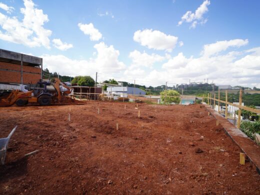 Prefeitura inicia a construção de duas novas Unidades Básicas de Saúde nos bairros