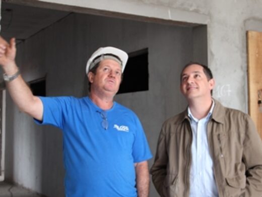 Prefeitura inicia a construção de unidade de saúde na Vila Nonoai