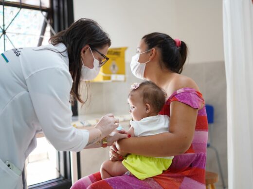 Atualização das vacinas para crianças