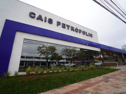 Prefeito Pedro entrega novo Cais Petrópolis à comunidade com estrutura modernizada e atendimento ampliado