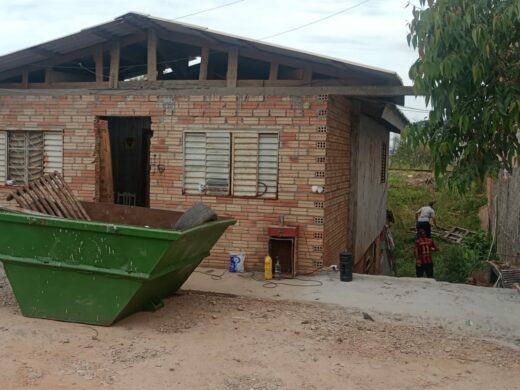 Prefeitura reforça combate ao Aedes aegypti com serviço gratuito de caçambas para famílias em situação de vulnerabilidade