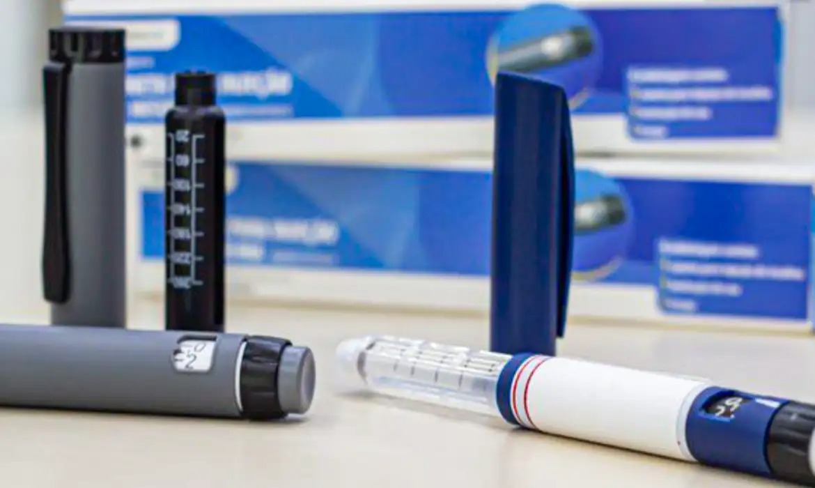 Vigilância Sanitária intensifica fiscalização sobre venda irregular de “canetas emagrecedoras”