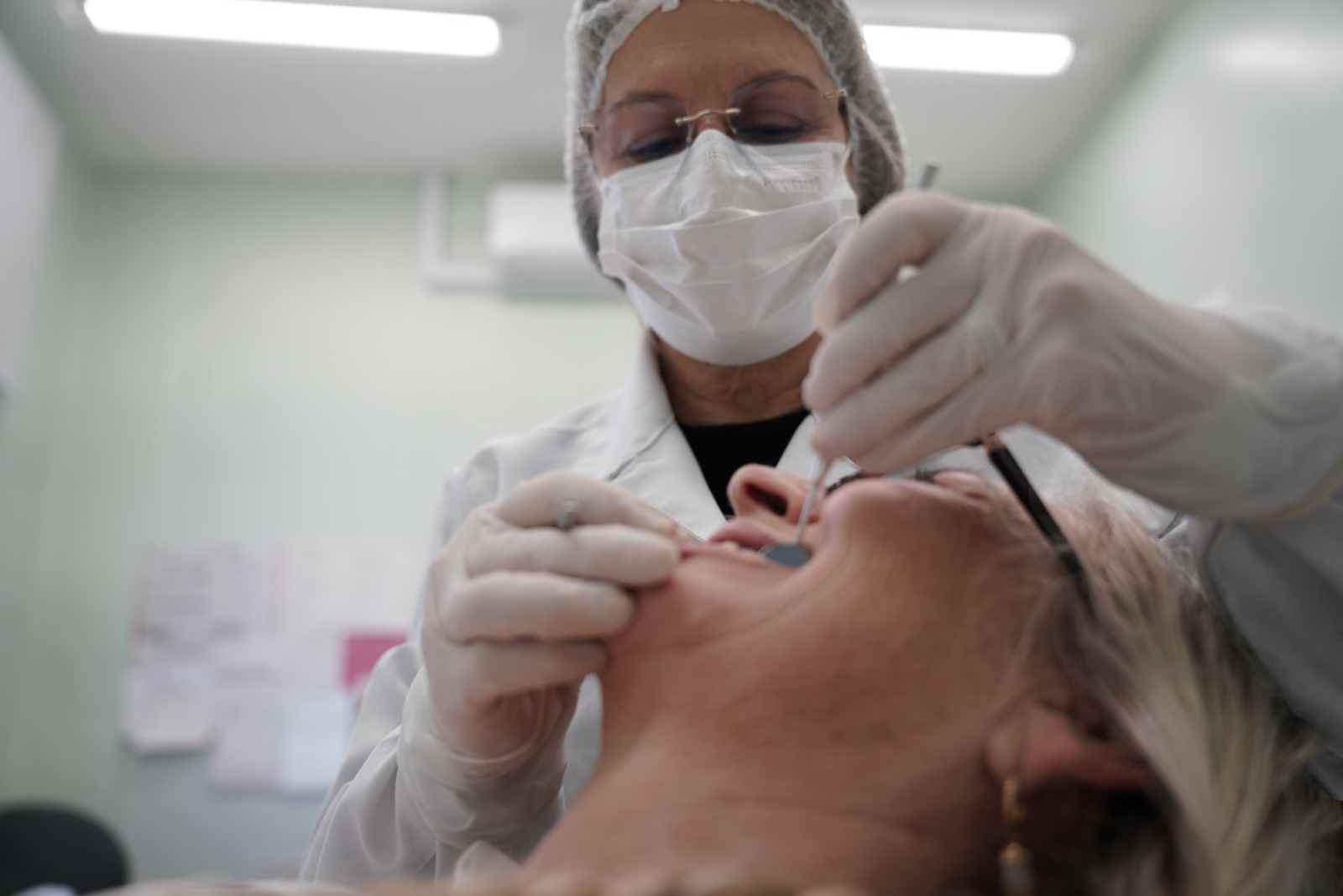 Prefeitura já entregou mais de 1,2 mil próteses dentárias pelo programa Passo Fundo Sorri