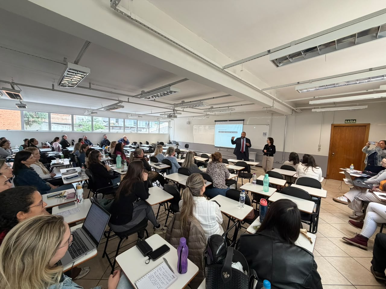 Prefeitura capacita gestores para qualificar o acolhimento nas unidades de saúde