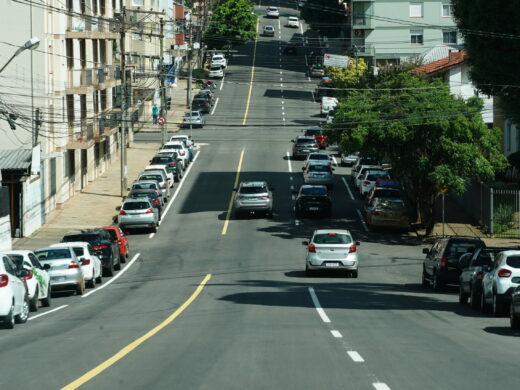 Prefeitura realiza pintura da nova sinalização no Centro