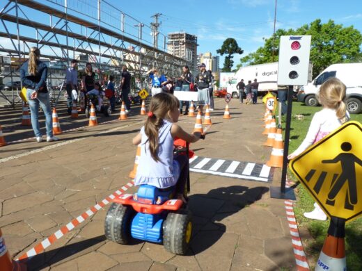 Domingo foi de educação para o trânsito no Parque da Gare