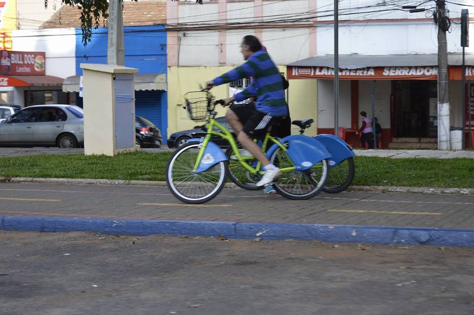 Uso correto da bicicleta como meio de transporte - Secretaria de ...