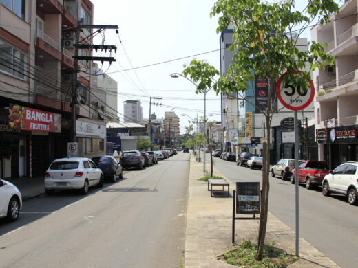Rua Independência ficará com uma pista fechada