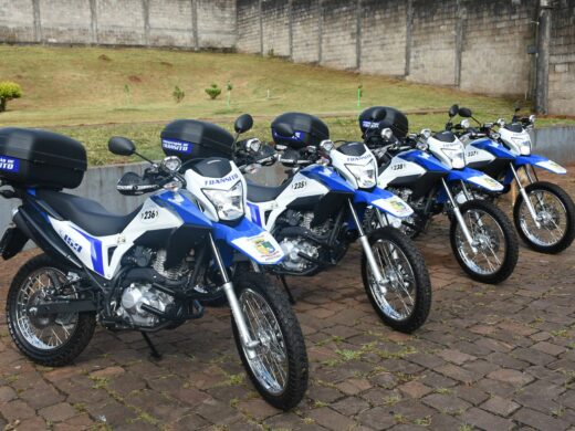 Entrega novas motocicletas para Guarda de Trânsito