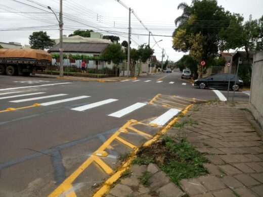 ﻿Nova sinalização dá mais segurança à Vila Annes