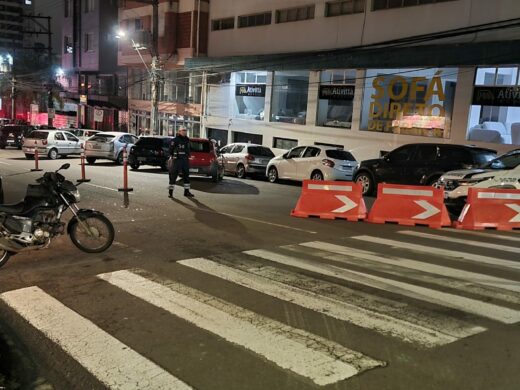 Operação Balada Segura aborda 248 veículos e autua 31 motoristas por embriaguez em ação na madrugada deste sábado
