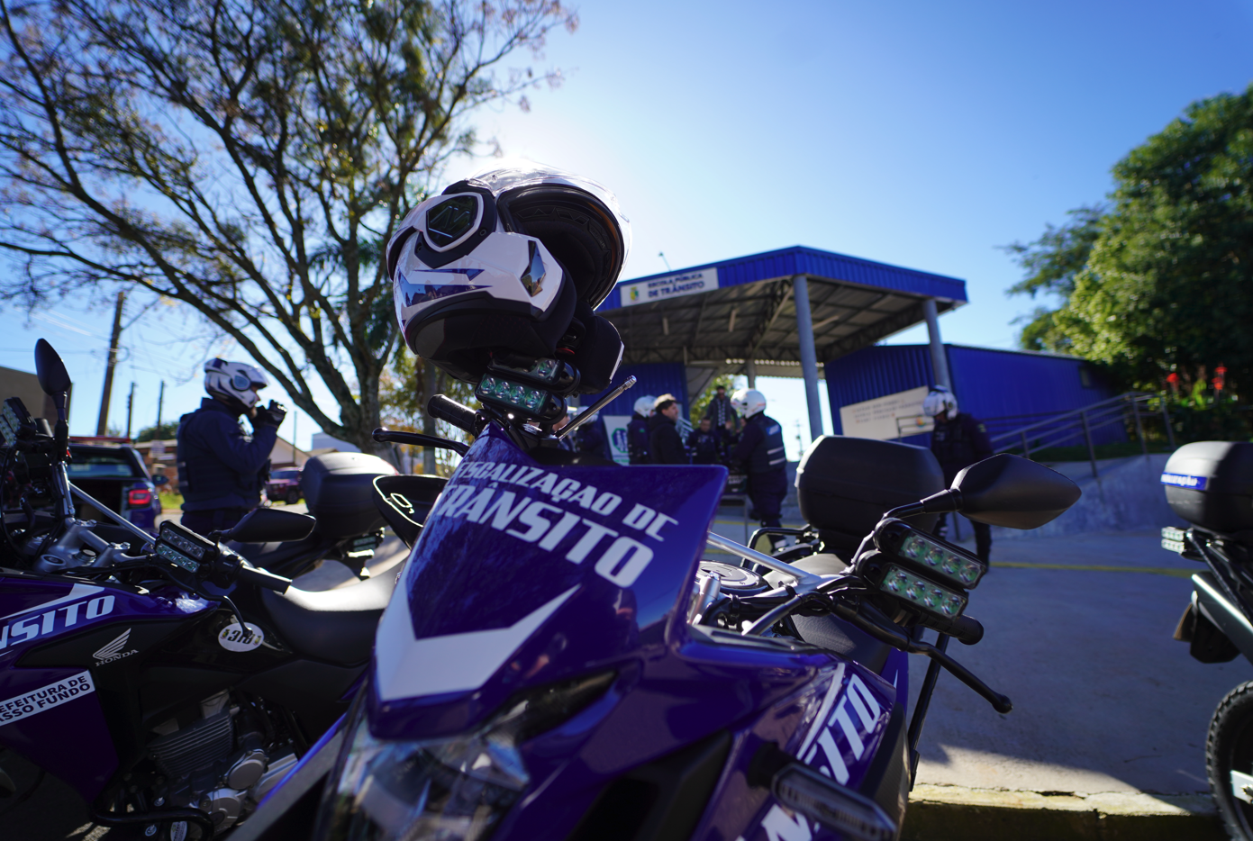 Prefeitura entrega novos equipamentos de proteção individual para agentes de trânsito