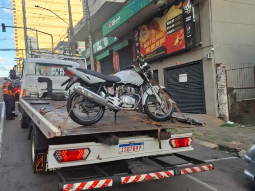 Operação “Fim de Festa” aborda motociclistas e registra autuações em Passo Fundo