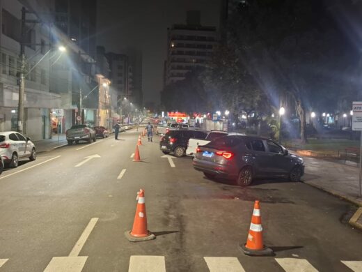 Balada Segura autua 15 motoristas por embriaguez durante madrugada fria em Passo Fundo