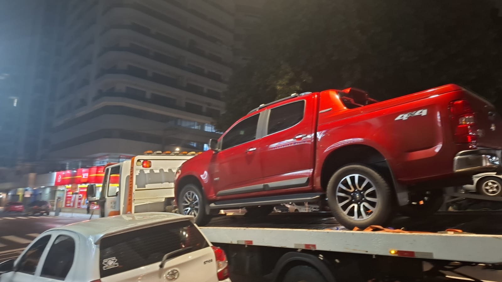 Balada Segura aborda 101 veículos e recolhe 13 CNHs em Passo Fundo