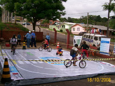 Evento com a escolinha de trânsito na Escola Romana Gobbi (PSF São Cristóvão)