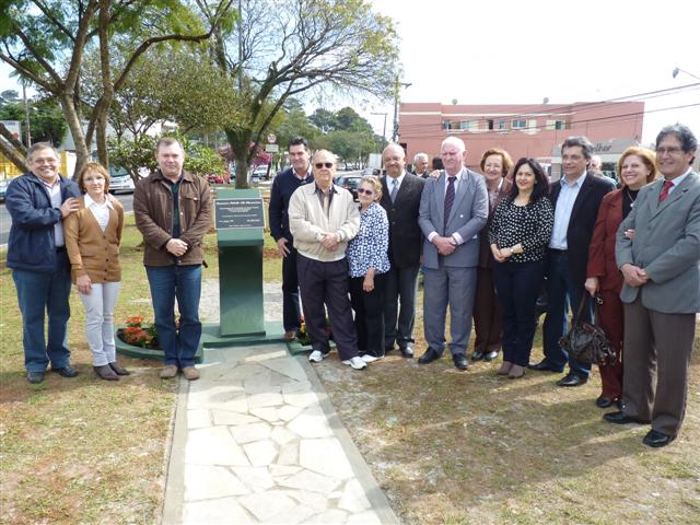 O prefeito Airton Dipp homenageou oficialmente a família Di Domênico