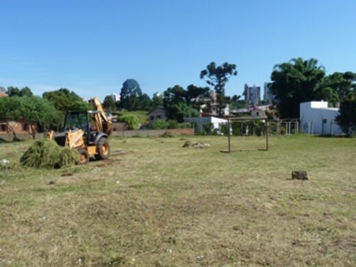 Prefeitura prepara local para o Bairro a Bairro na Vila Luiza
