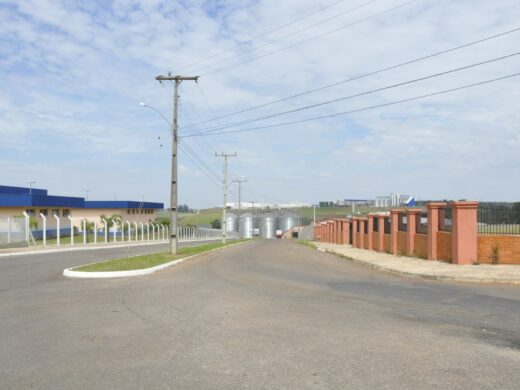Mais de 60 empresas locais já receberam apoio da Prefeitura