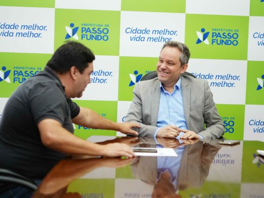 Prefeito anuncia novo vice-líder do governo no Legislativo