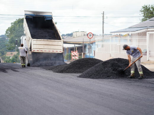 Bairro a Bairro: Prefeitura realiza ações na Dona Júlia, Nenê Graeff e Costa Verde