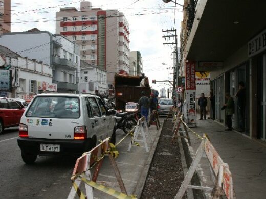 Prefeitura prepara mudança de parada de ônibus