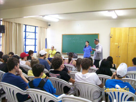 Agentes de Trânsito fazem ações com estudantes