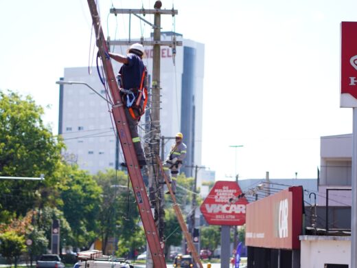 Prefeitura dá continuidade à Operação Poste Limpo