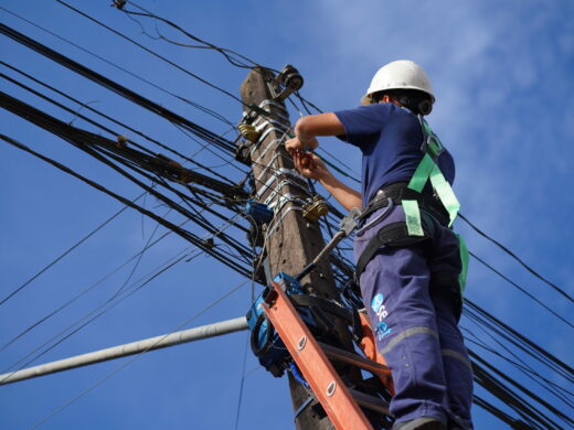 Ação Poste Limpo é realizada no Boqueirão