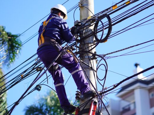 Prefeitura realiza mais uma ação da Operação Poste Limpo