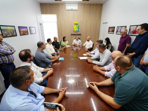 Projeto de concessão das rodovias 324 e 135 é debatido entre o Governo do Estado e prefeitos da região em Passo Fundo