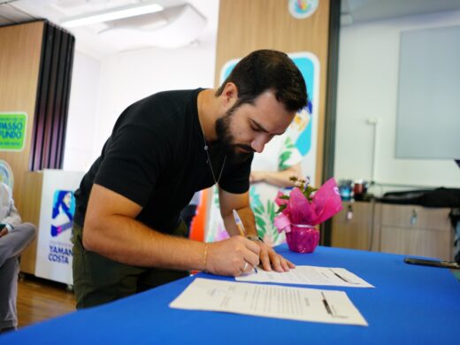 Novos servidores tomam posse para reforçar quadro técnico da Prefeitura