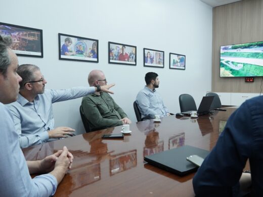 DNIT apresenta projeto de duplicação da BR-285 para o prefeito Pedro