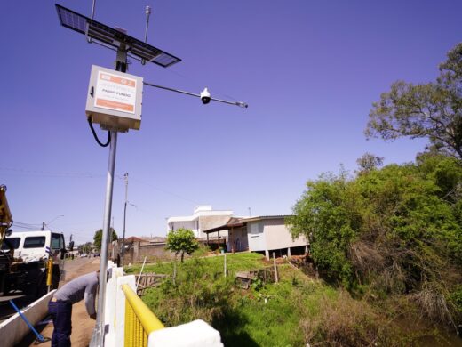 Defesa Civil do Estado instala equipamento de monitoramento de cheias em Passo Fundo