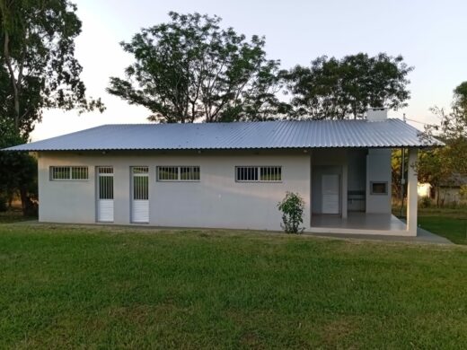 Prefeitura entrega vestiários do Complexo Esportivo Rufino Pereira dos Santos em Sede Independência