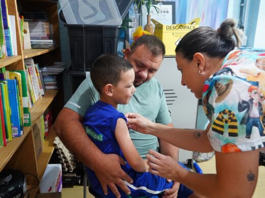 Prefeitura inicia vacinação contra a gripe em escolas de educação infantil