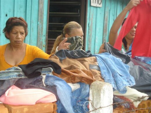 Prefeitura entregou mais de 26 mil peças de roupas em fevereiro