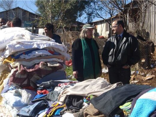 SEMCAS entrega à comunidade mais de 7 mil peças de agasalhos