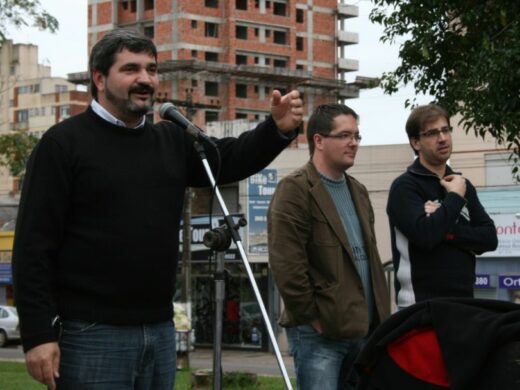 Campanha do Agasalho quer recolher 120 mil peças