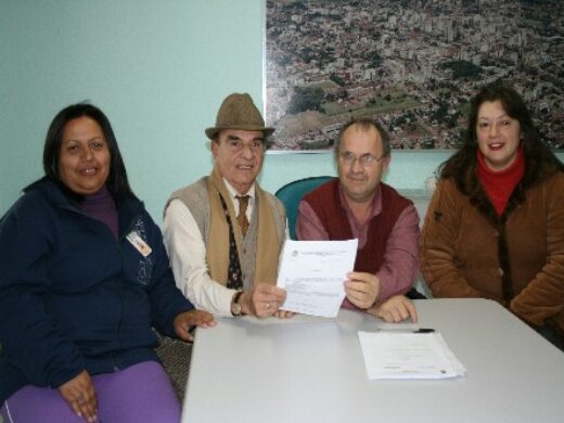 Semcas recebe doação em dinheiro vindo da Itália