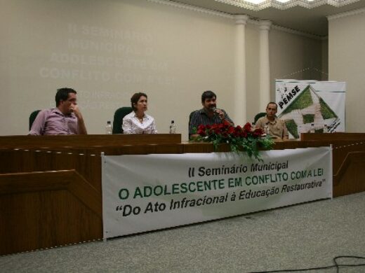 Seminário discute o adolescente em conflito com a Lei