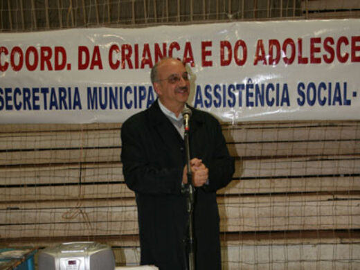 Lançada a campanha do Agasalho e do Alimento 2009