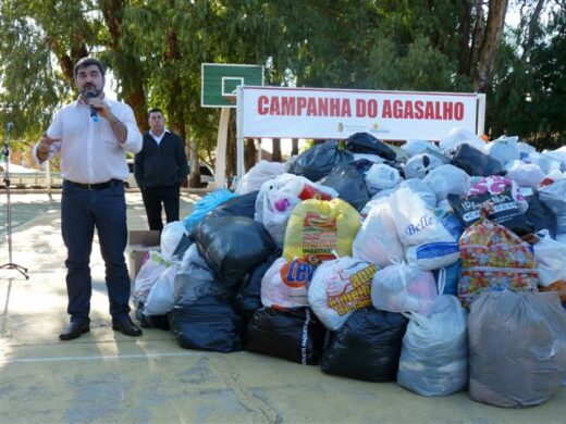 Campanha do Agasalho arrecada mais de 150 mil roupas em Passo Fundo