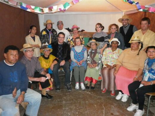 Comunidade participa de festa junina no CRAS da Vera Cruz