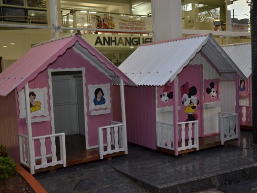 Casas de acolhimento recebem doações