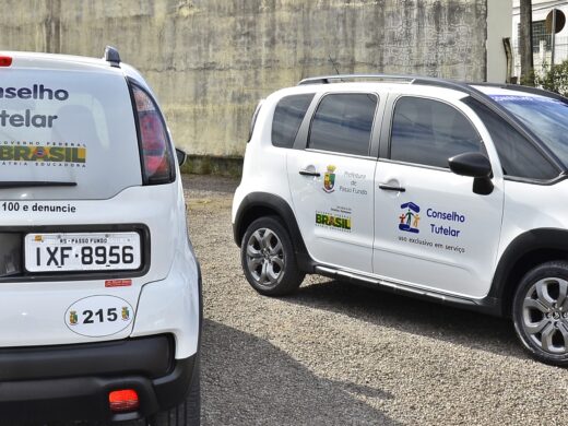 Prefeitura entrega veículos ao Conselho Tutelar