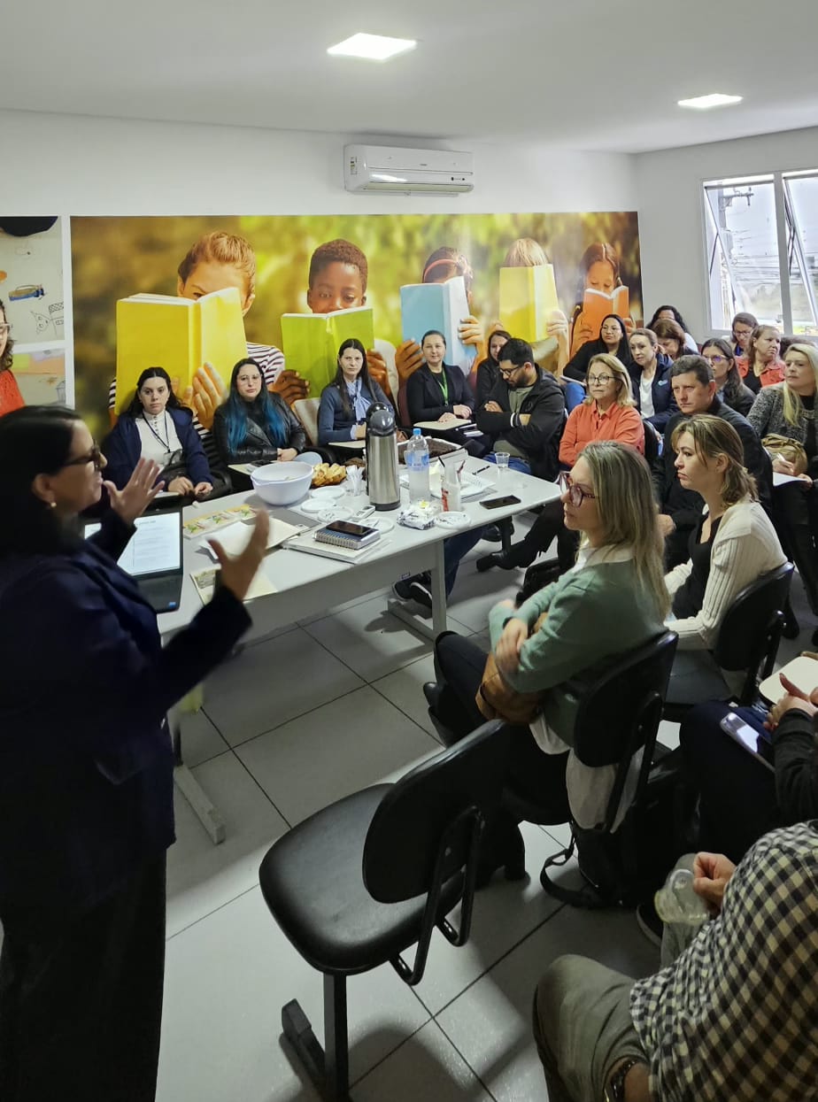 Rede socioassistencial fortalece integração para qualificar atendimento às famílias