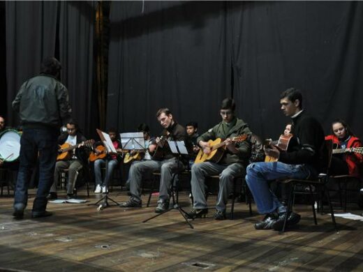 Música: Apresentação marca encerramento de oficina promovida pela Sedec