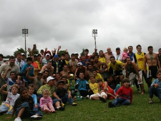 13 de Abril, do Záchia, é campeão do amador de futebol