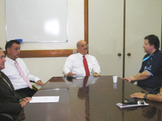 Campeonato de Basketball no ginásio Teixeirinha